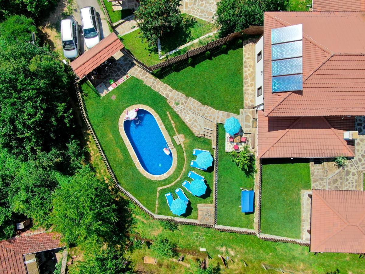 House Maya Tryavna Bagian luar foto